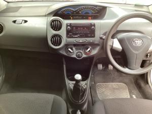 Toyota Etios hatch 1.5 Sprint - Image 13