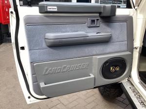 Toyota Land Cruiser 79 4.5D-4D LX V8 single cab - Image 23