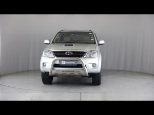 Toyota Fortuner 3.0D-4D 4x4 - Image 4