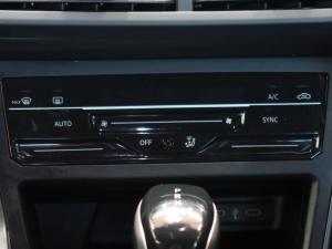 Volkswagen Polo hatch 1.0TSI R-Line - Image 16