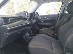 Suzuki Swift 1.2 GL - Image 7
