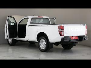 Isuzu D-Max 1.9TD single cab L auto - Image 25