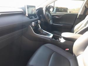Toyota RAV4 2.0 VX - Image 7