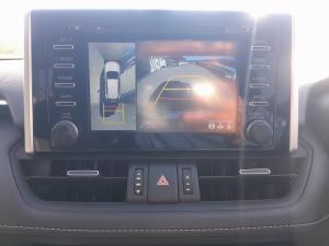 Toyota RAV4 2.0 VX - Image 13