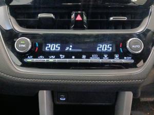 Toyota Corolla Cross 1.8 XS - Image 15