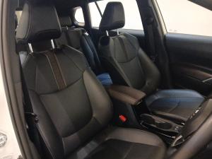 Toyota Corolla Cross 1.8 XS - Image 16