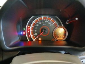 Toyota Vitz 1.0 XR auto - Image 10