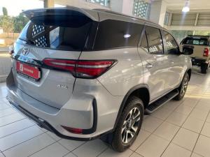 Toyota Fortuner 2.8GD-6 4X4 automatic - Image 2