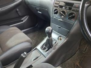 Toyota Corolla 140i GLE - Image 11