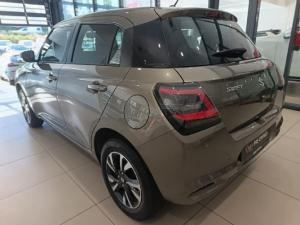 Suzuki Swift 1.2 GLX manual - Image 3
