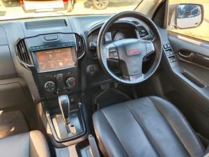 Isuzu D-Max 250 double cab X-Rider auto - Image 7