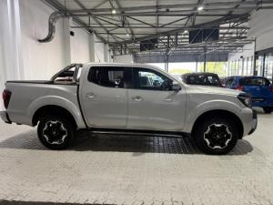 Nissan Navara 2.5DDTi double cab LE Plus - Image 2