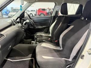 Suzuki Swift 1.2 GL - Image 10