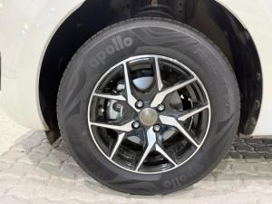 Suzuki Swift 1.2 GL - Image 13