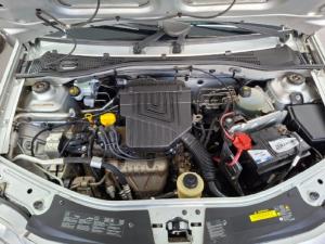 Nissan NP200 1.6i safety pack (aircon) - Image 18