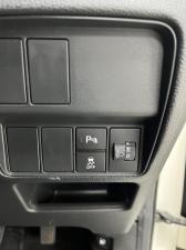 Honda CR-V 2.0 Comfort - Image 11