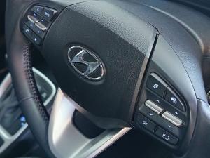 Hyundai Venue 1.0T Fluid auto - Image 16