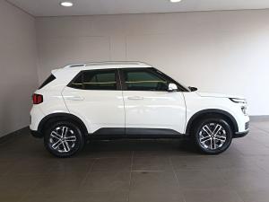 Hyundai Venue 1.0T Fluid auto - Image 3