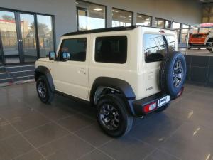 Suzuki Jimny 1.5 GLX AllGrip 3-door manual - Image 4