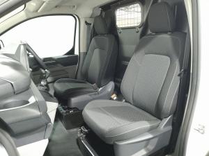 Ford Transit Custom 2.0SiT panel van LWB - Image 15
