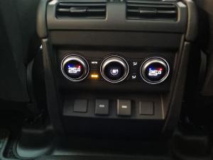 Land Rover Defender 110 D300 X-Dynamic HSE - Image 13