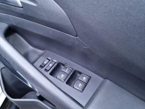 Peugeot Landtrek 1.9TD double cab Allure - Image 10