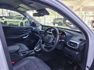 Peugeot Landtrek 1.9TD double cab Allure - Image 12