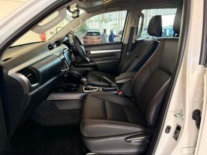 Toyota Hilux 2.8GD-6 double cab Raider auto - Image 15
