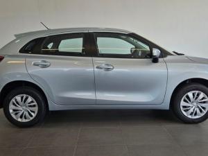 Suzuki Baleno 1.5 GL auto - Image 3