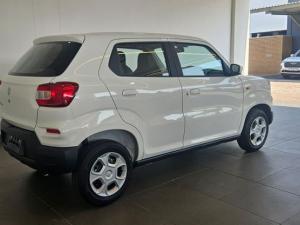 Suzuki S-Presso 1.0 GL manual - Image 8
