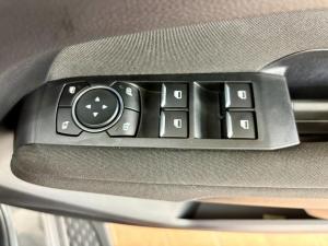 Volkswagen Amarok 2.0BiTDI double cab Life 4Motion - Image 10