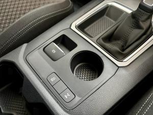 Volkswagen Amarok 2.0BiTDI double cab Life 4Motion - Image 15
