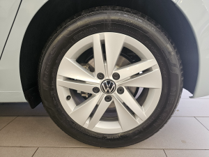 Volkswagen Golf 1.4TSI Life Plus - Image 5