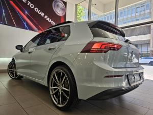 Volkswagen Golf 1.4TSI Life Plus - Image 5