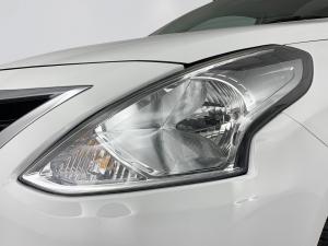 Nissan Almera 1.5 Acenta automatic - Image 3