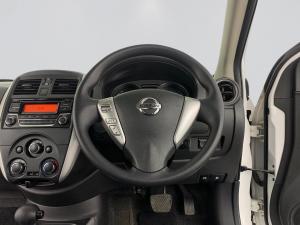 Nissan Almera 1.5 Acenta automatic - Image 9