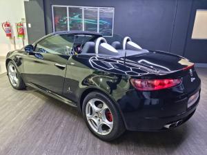 Alfa Romeo Spider 2.2 JTS - Image 17