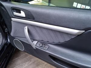 Alfa Romeo Spider 2.2 JTS - Image 21