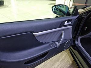 Alfa Romeo Spider 2.2 JTS - Image 22
