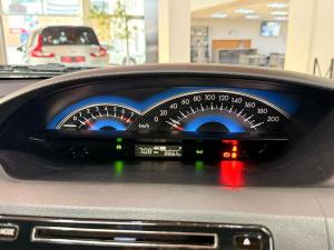 Toyota Etios hatch 1.5 Sprint - Image 17