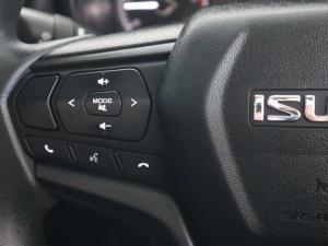 Isuzu D-Max 1.9TD double cab L manual - Image 16