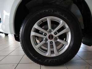 Isuzu D-Max 1.9TD double cab L manual - Image 24