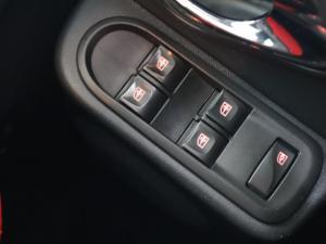 Renault Duster 1.5dCi Dynamique 4WD - Image 29