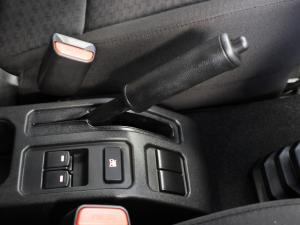 Suzuki Jimny 1.5 GL AllGrip 5-door manual - Image 17