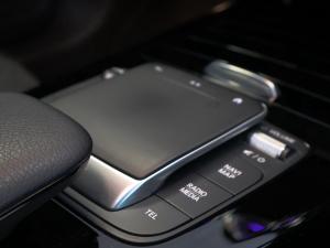 Mercedes-Benz A-Class A250 sedan AMG Line - Image 12