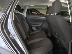 Volkswagen Polo hatch 1.0TSI Life manual - Image 12