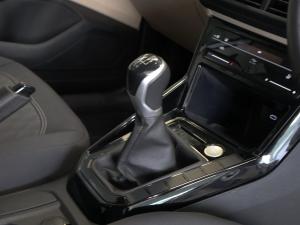 Volkswagen Polo sedan 1.6 Life - Image 17