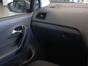 Volkswagen Polo Vivo hatch 1.4 Life - Image 27