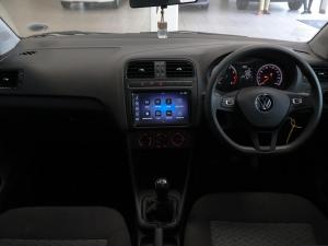 Volkswagen Polo Vivo hatch 1.4 Life - Image 9