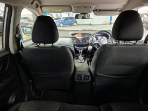 Nissan X-Trail 2.5 4x4 Acenta Tech - Image 21